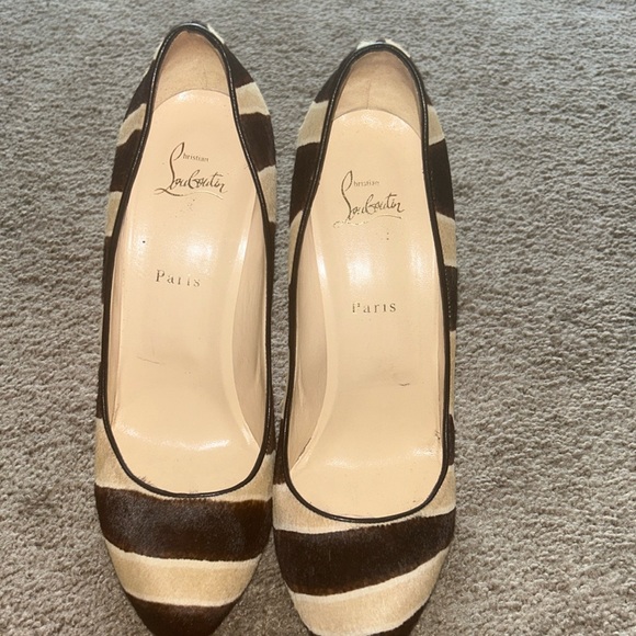 Christian Louboutin - Picture 1 of 9